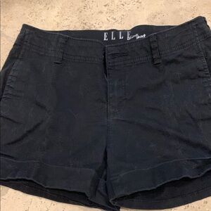 Elle Women's Black Shorts